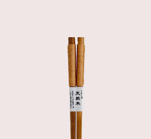 Chopsticks met gekleurd touw